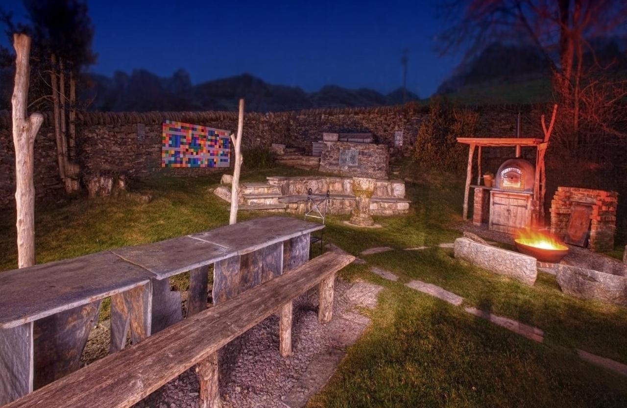 Mountain Church Capel Curig Exterior foto